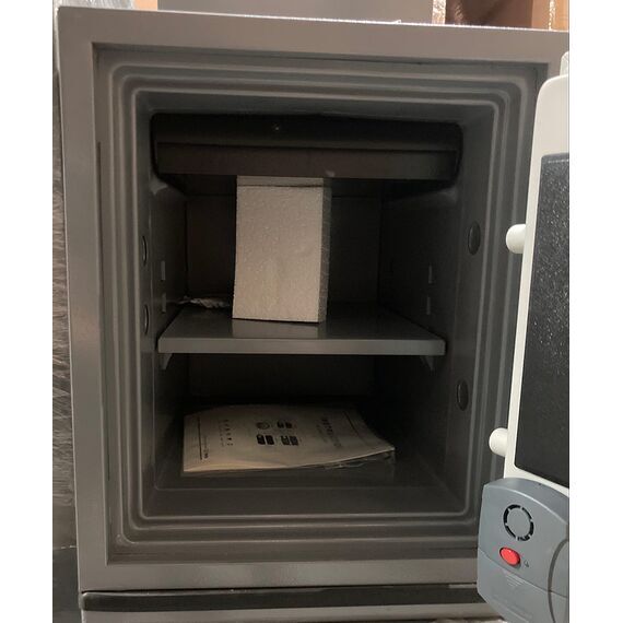 Diplomat 125BENADiplomat 125BENA[image_num]