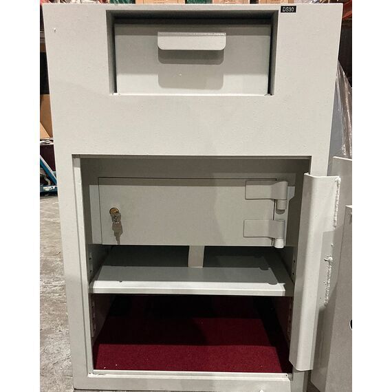 Депозитный сейф Diplomat DS30E в МосквеДепозитный сейф Diplomat DS30E в Москве[image_num]