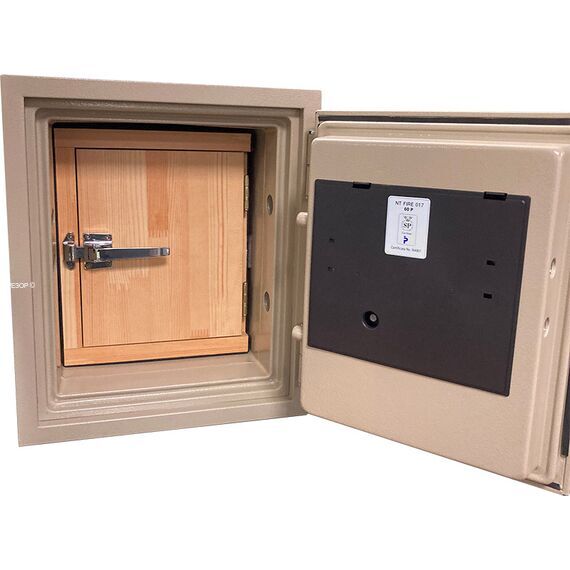 Diplomat 125DENDiplomat 125DEN[image_num]